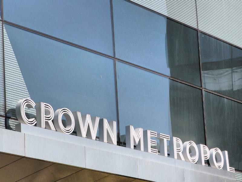 Hotel Crown Metropol 5*