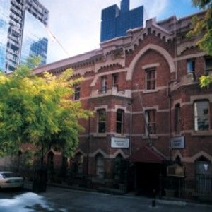Quest Gordon Place Aparthotel 4*