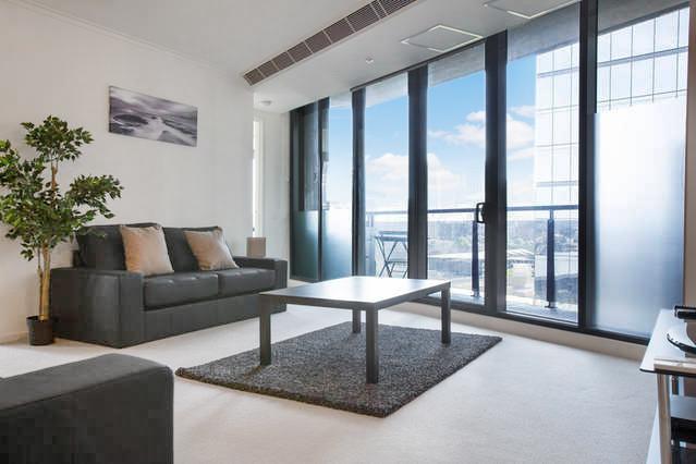 Mj Shortstay Whiteman St Melbourne