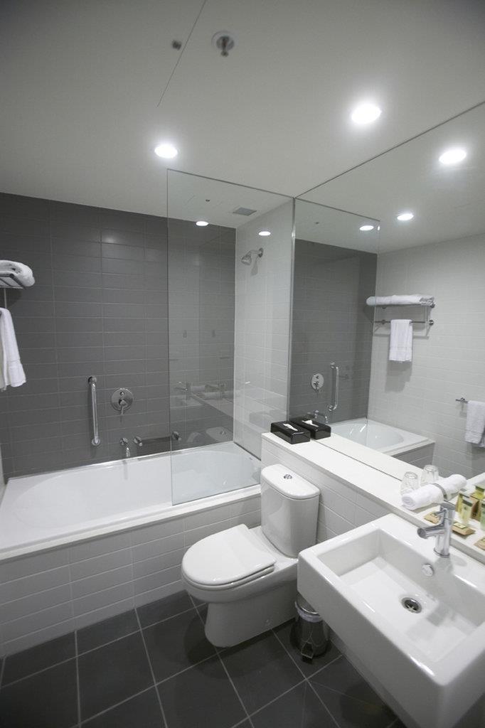 Causeway 353 Hotel