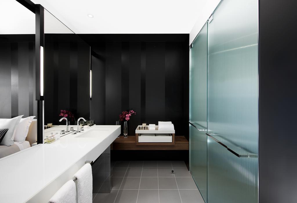 Hotel Crown Metropol 5*