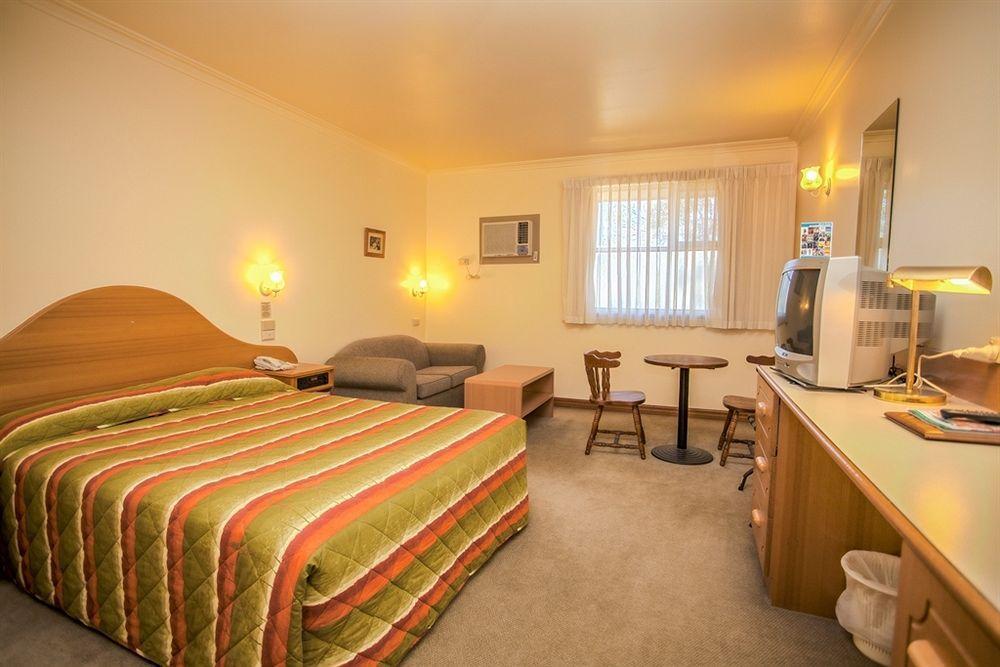 St Georges Motor Motel 3*