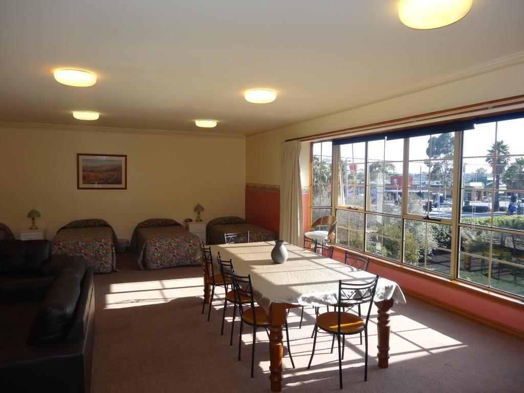 St Georges Motor 3* Melbourne