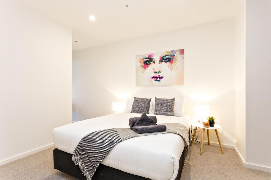 Complete Host Park View St Kilda Melbourne