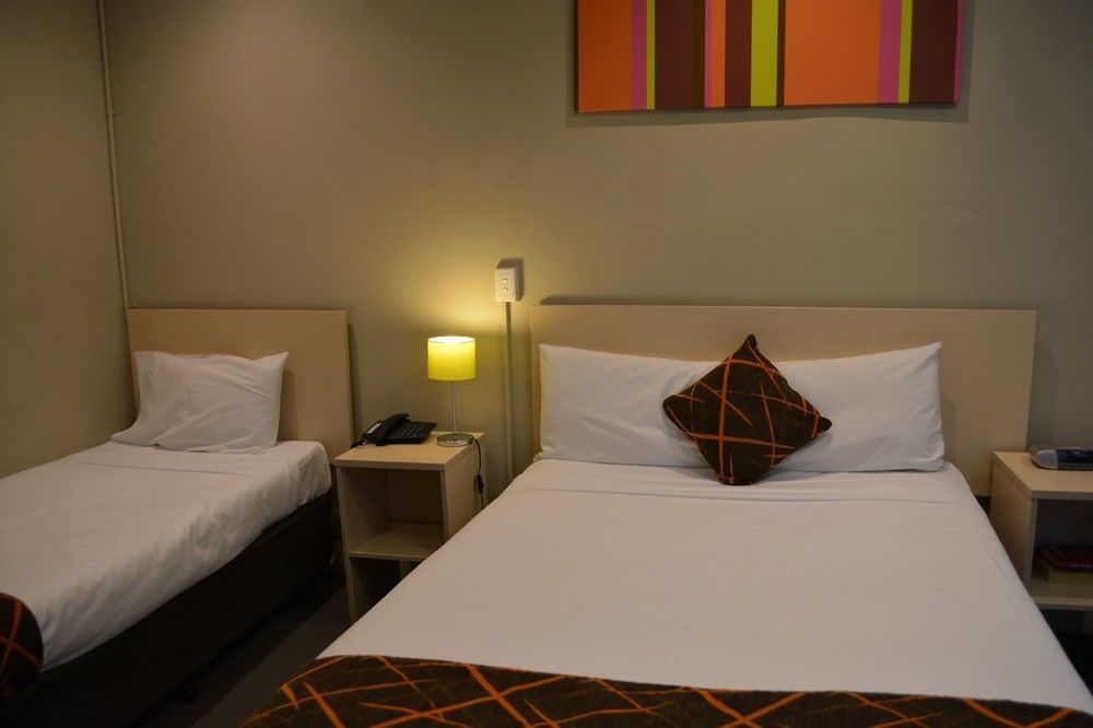 Hotel Ibis Styles Kingsgate 3*