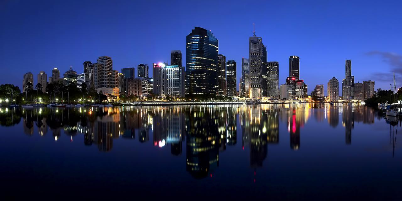 Water Views Lovely 2brs Free Tram Zone Close To Everything *