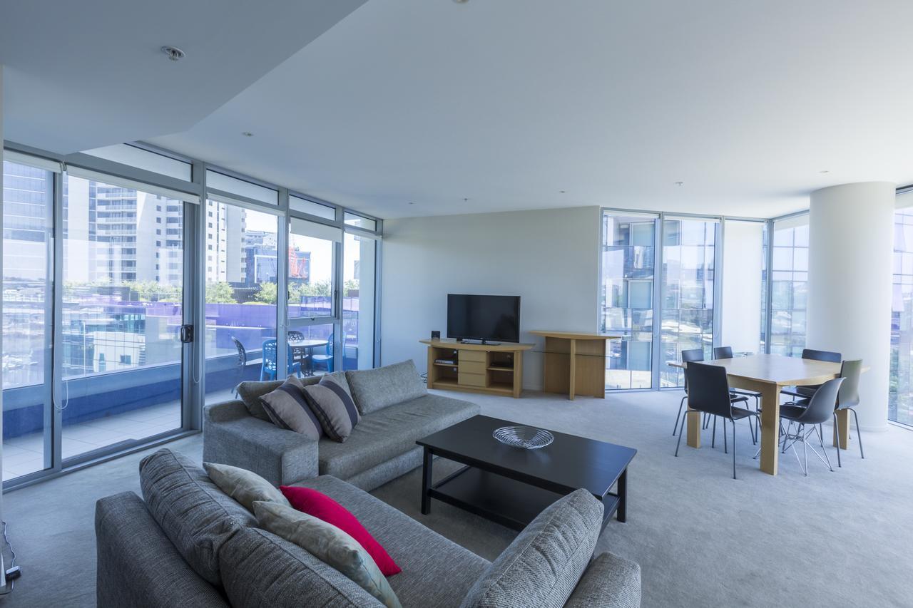 Domain - New Quay Docklands Aparthotel