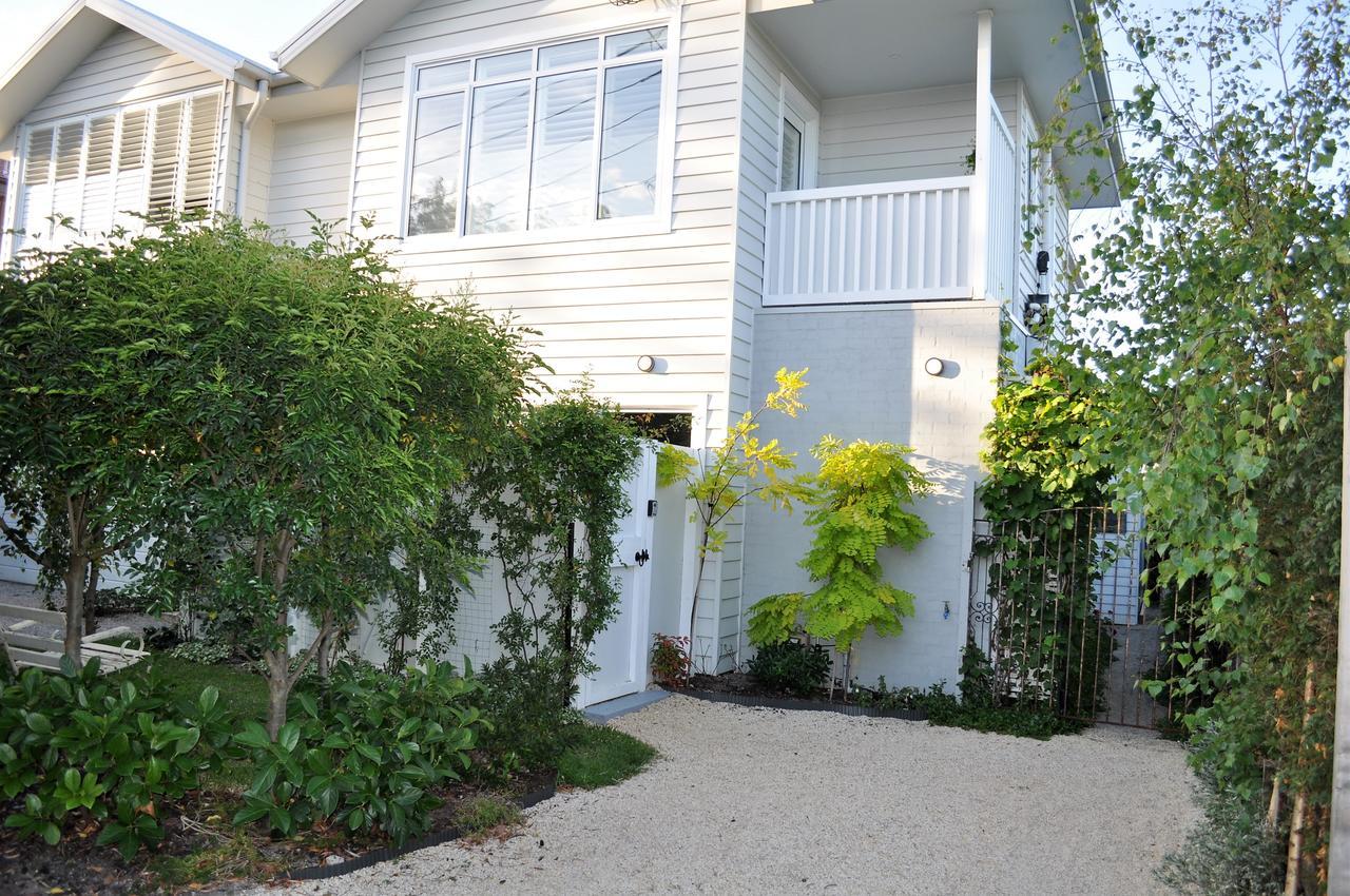 Sailaway House Bed & Breakfast Melbourne