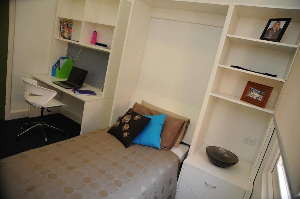 Hostel Yarra House *