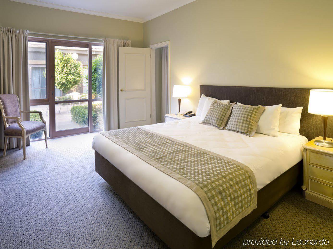 Kimberley Gardens Hotel, Serviced And Serviced 4* Melbourne