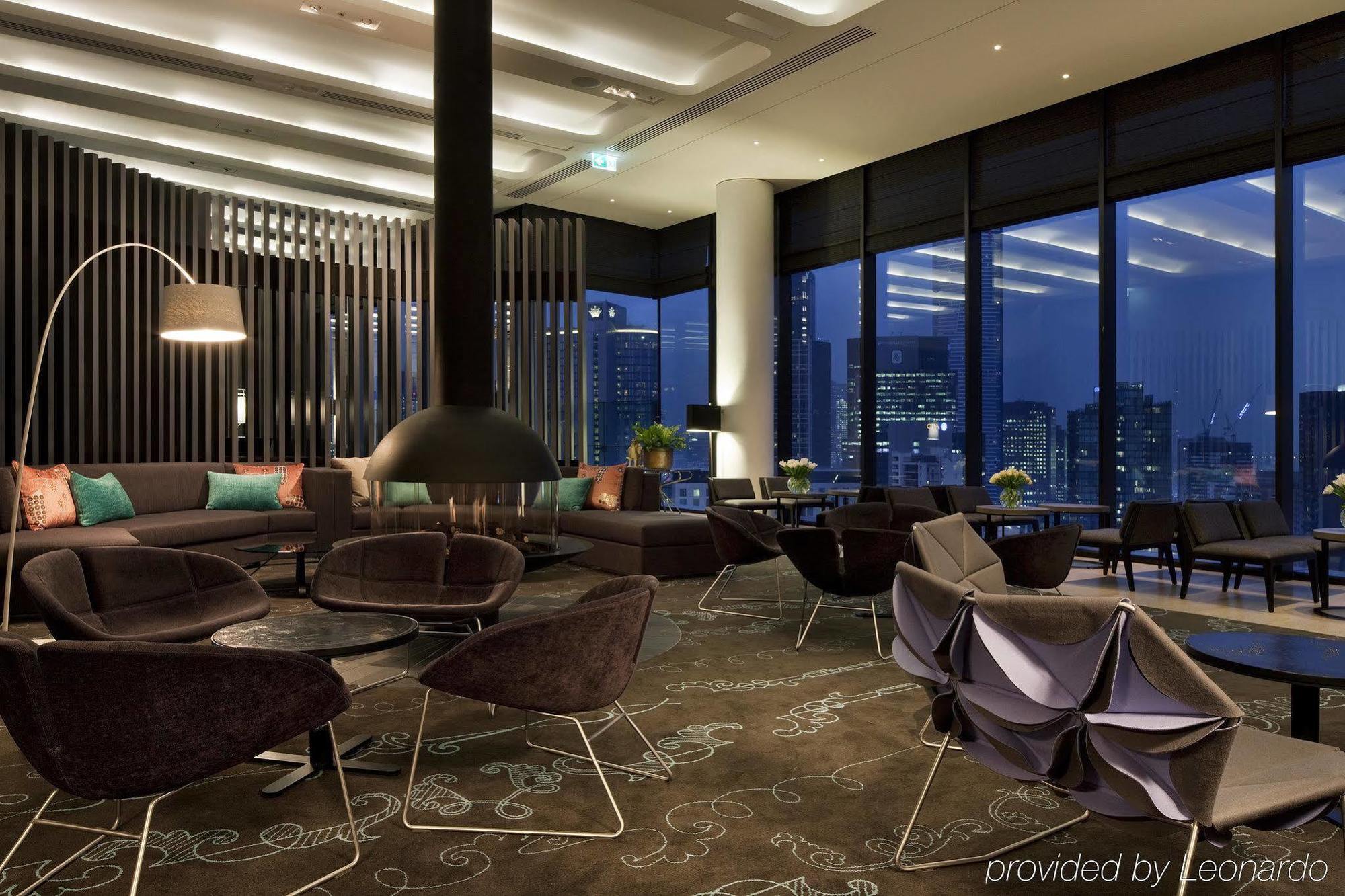 Hotel Crown Metropol