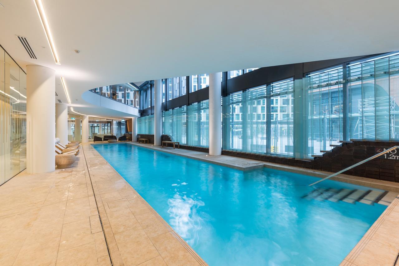Apc On Collins Aparthotel 4*