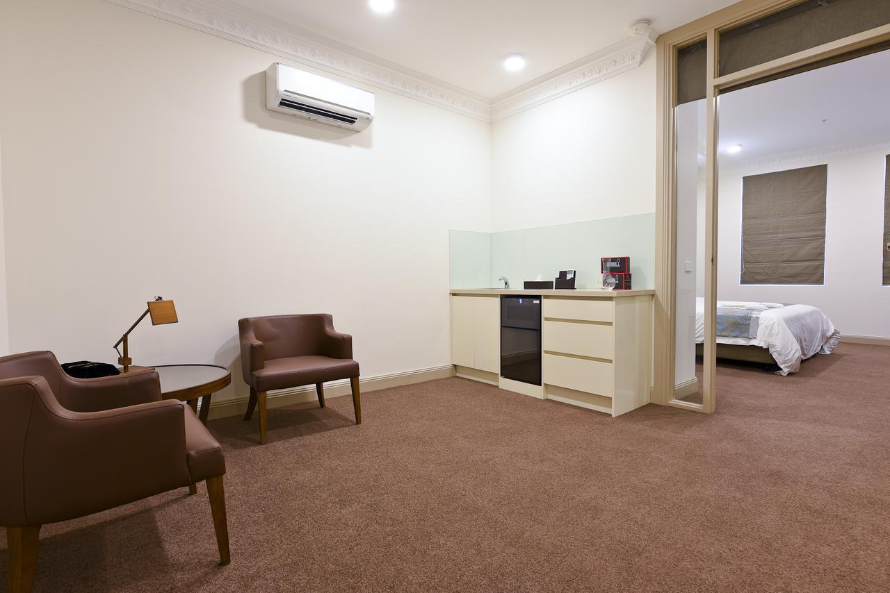 Hotel Clarendon 4*