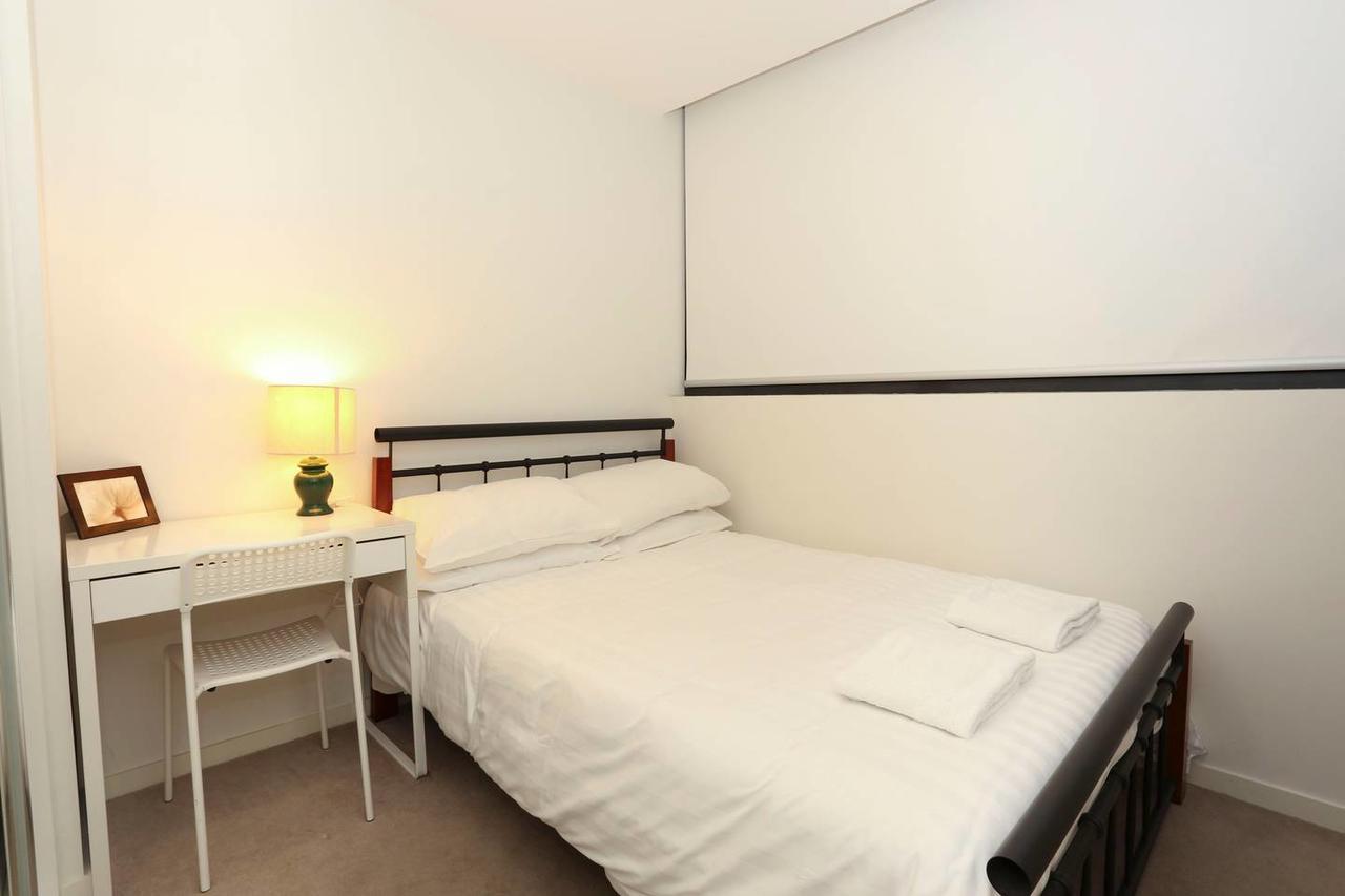 2 Bedrooms 2 Bathrooms Opposite *