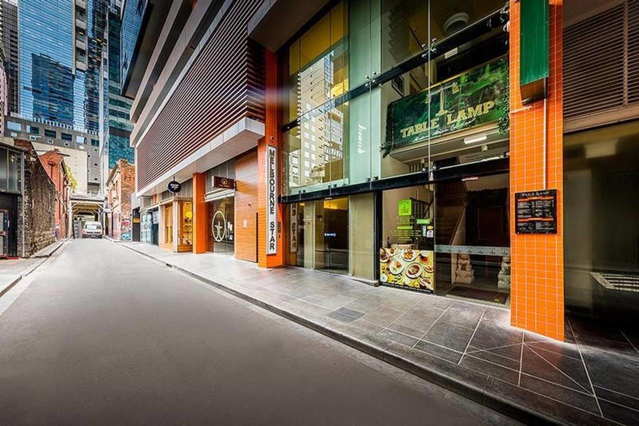 2 Bedrooms 2 Bathrooms Opposite * Melbourne