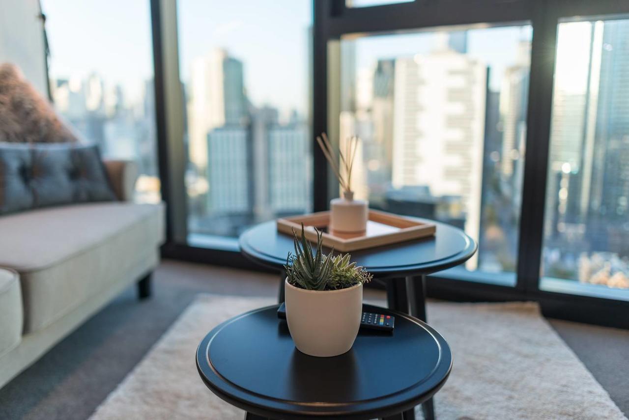 Shadow Play 2bed Ocean View Melbourne
