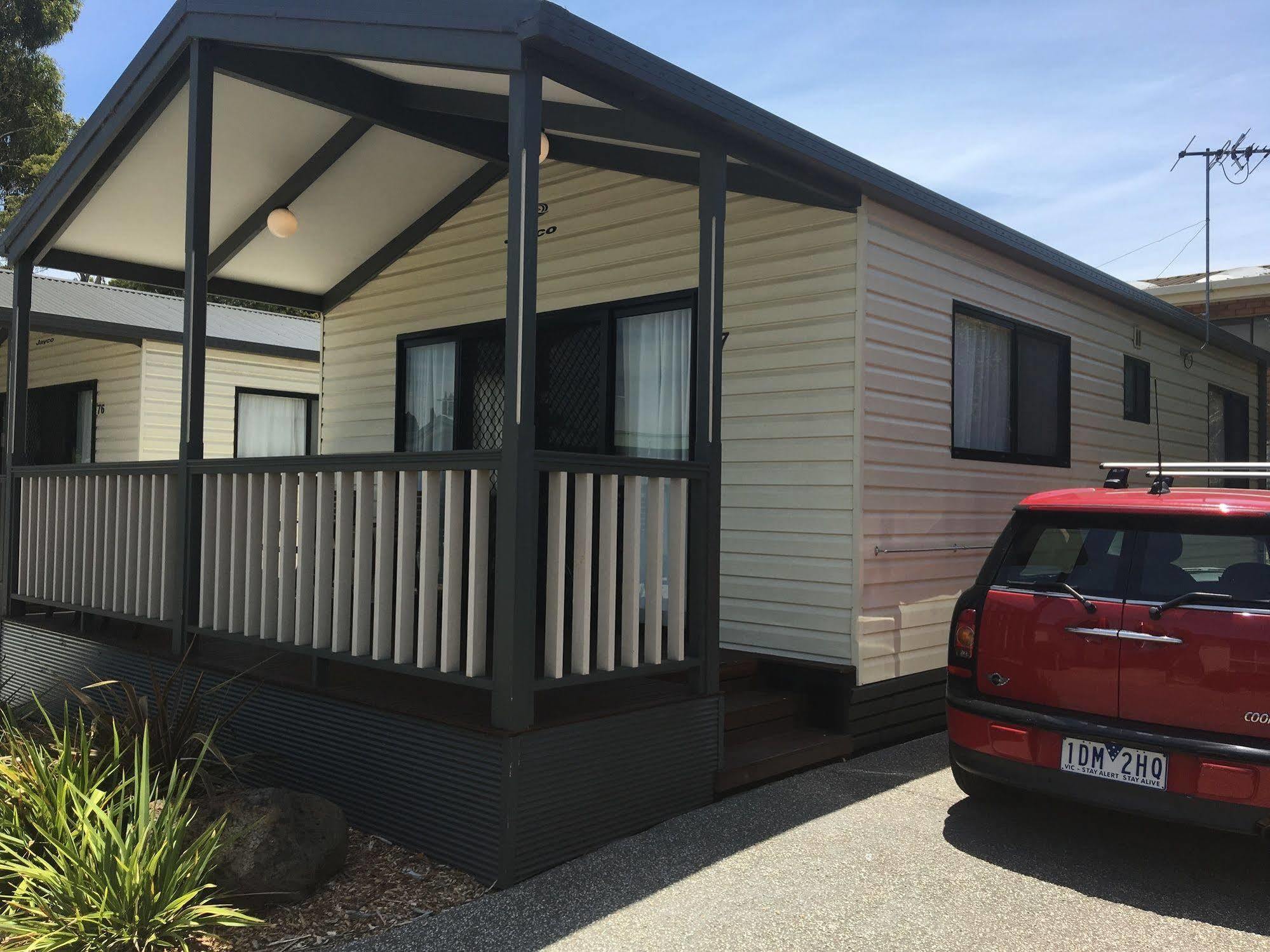 Airport Tourist Village Holiday park 3*