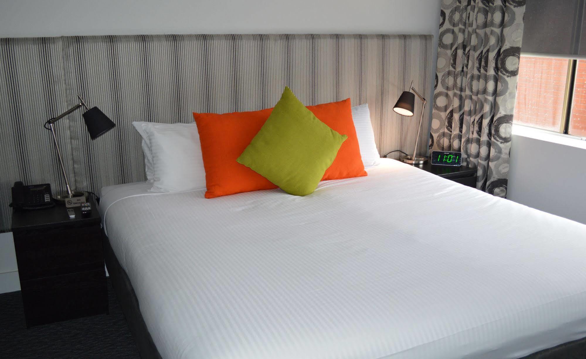 Hotel Comfort East Melbourne