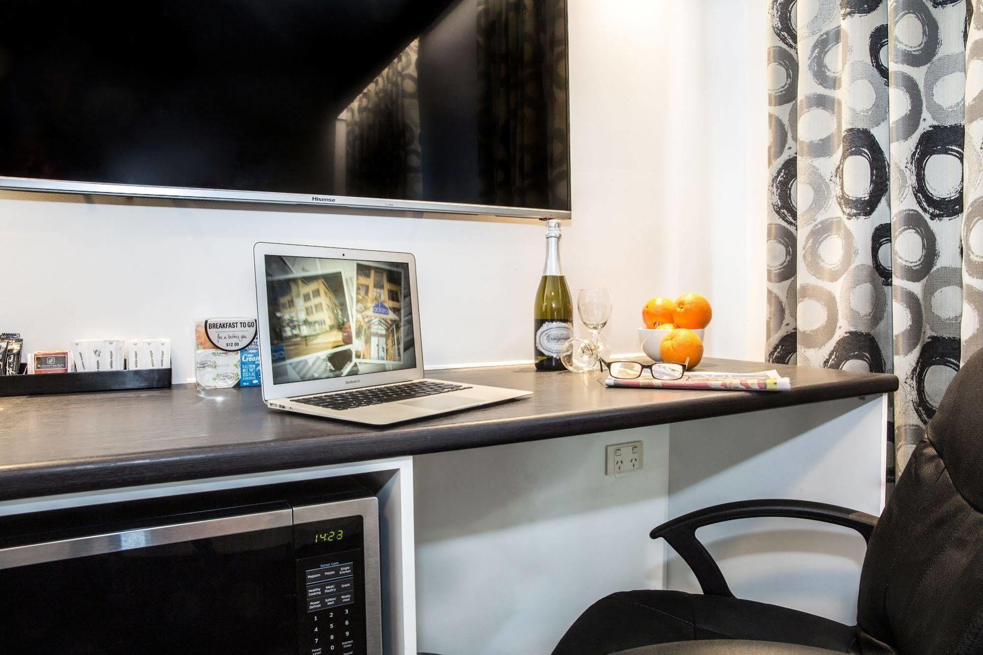 Comfort East Hotel 4*