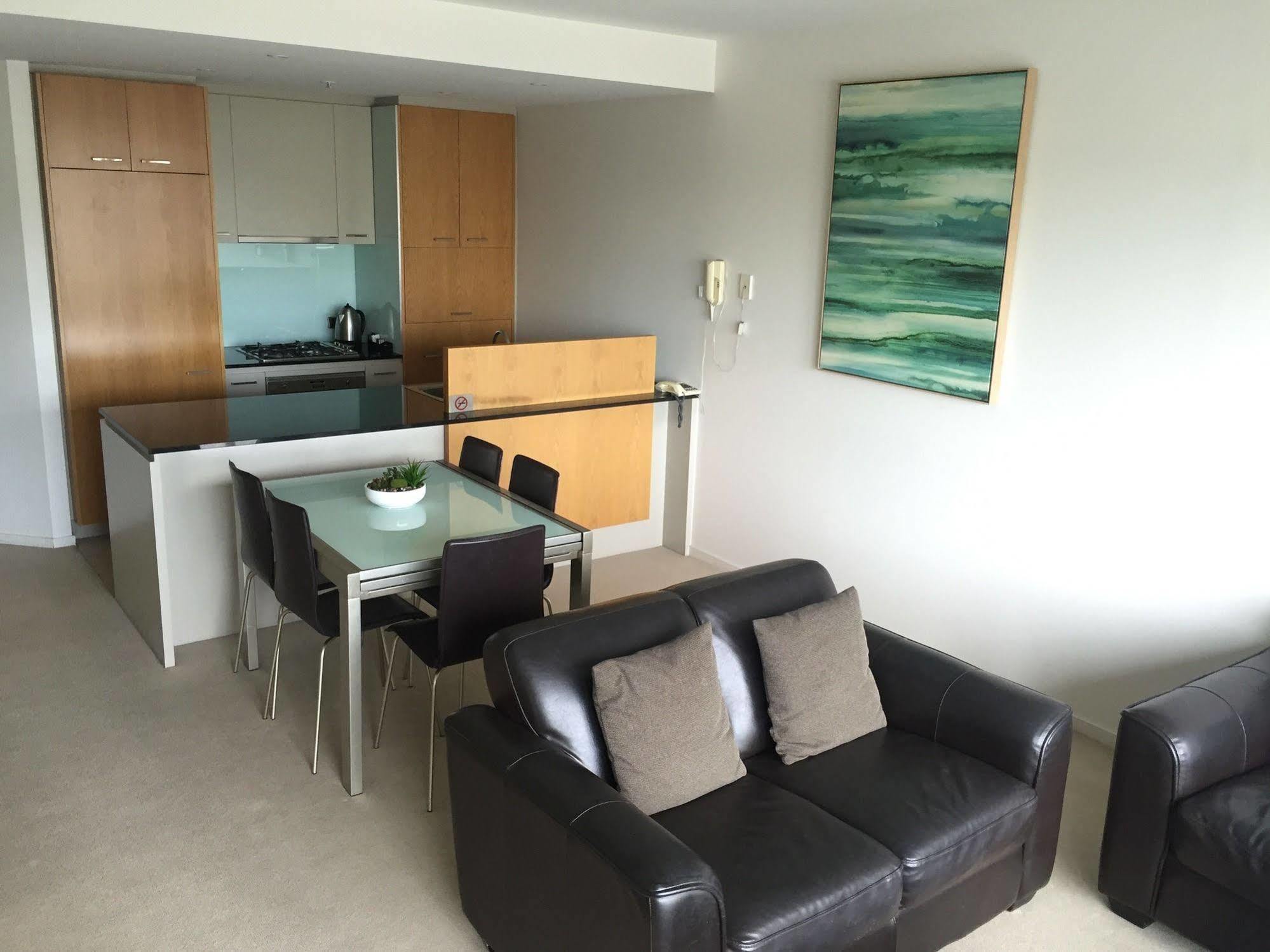 Harbour Escape Apartment