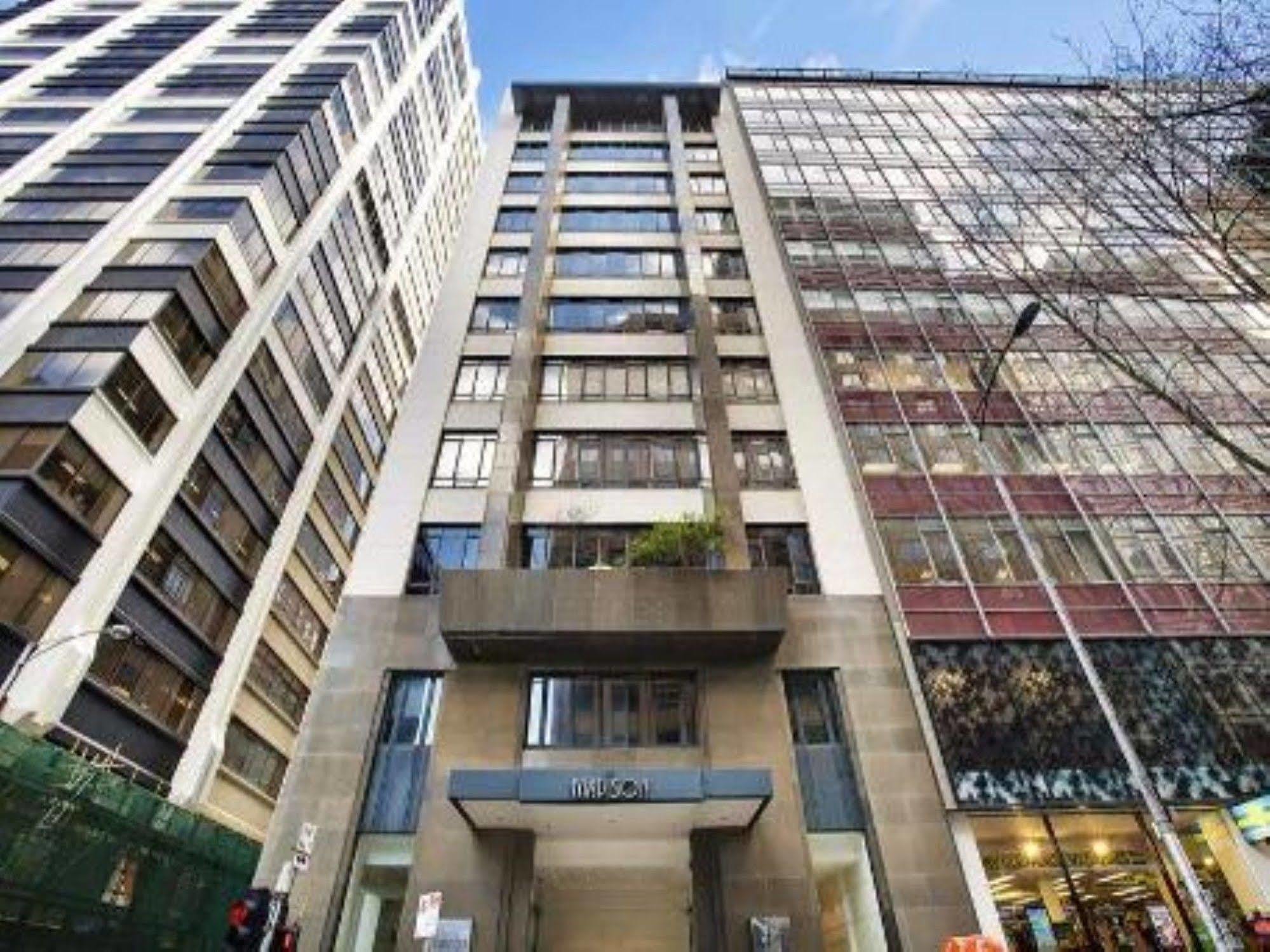 Aparthotel Plum Serviced Collins Street 4*