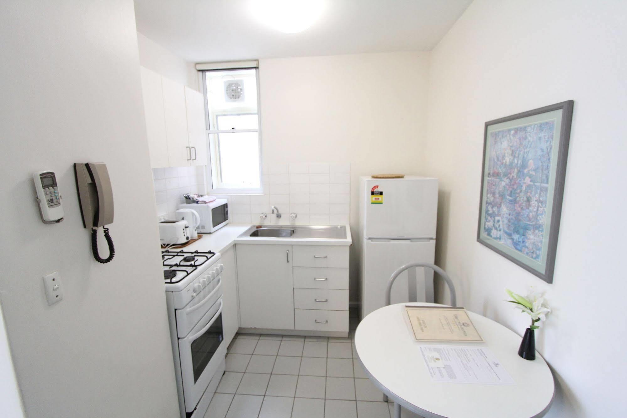 Drummond Serviced 3* Melbourne