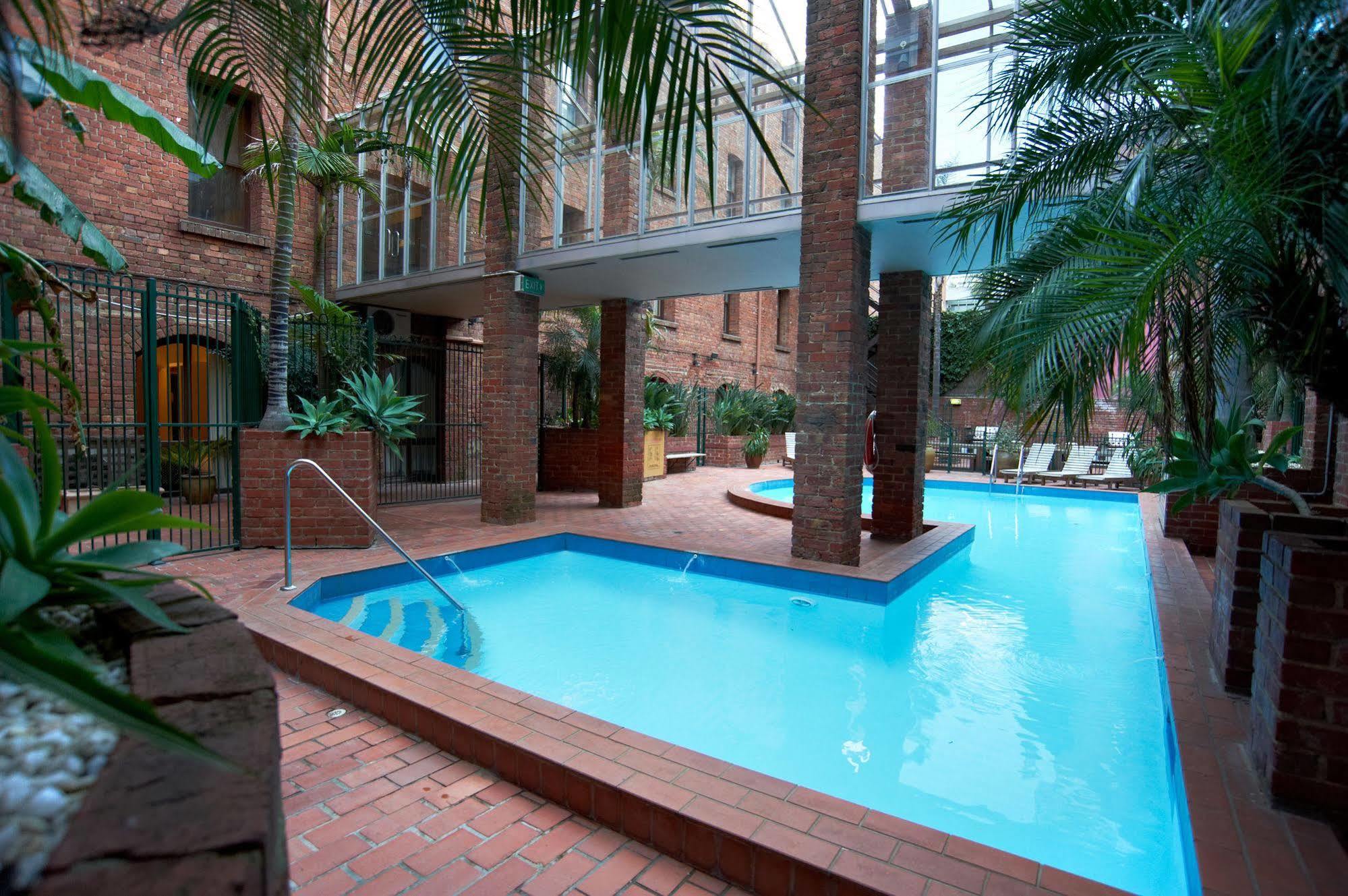 Quest Gordon Place Aparthotel Melbourne