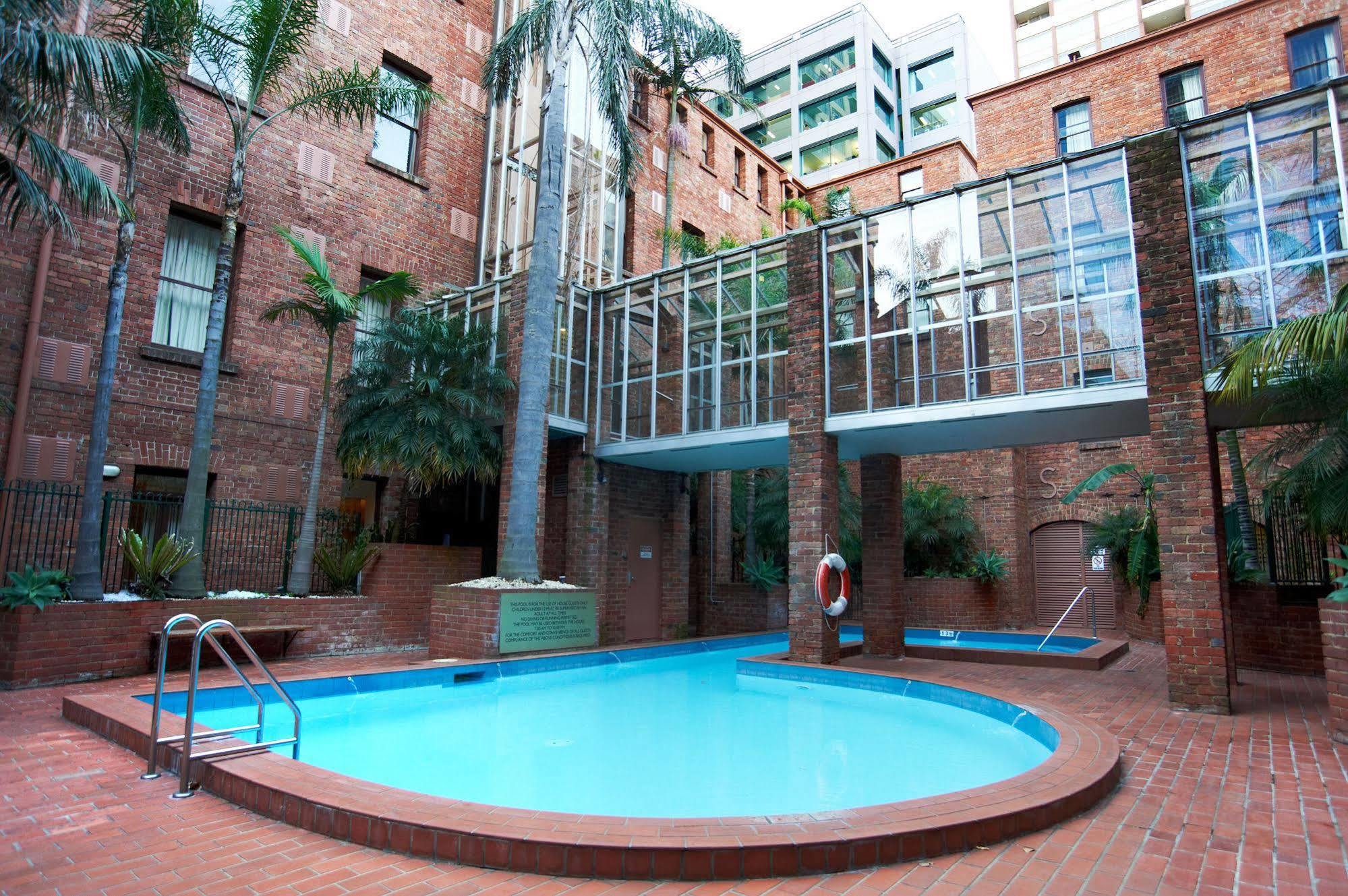 Quest Gordon Place