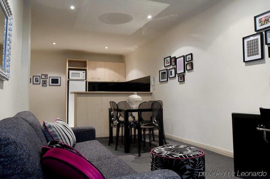 Punthill - Flinders Lane Aparthotel 4*