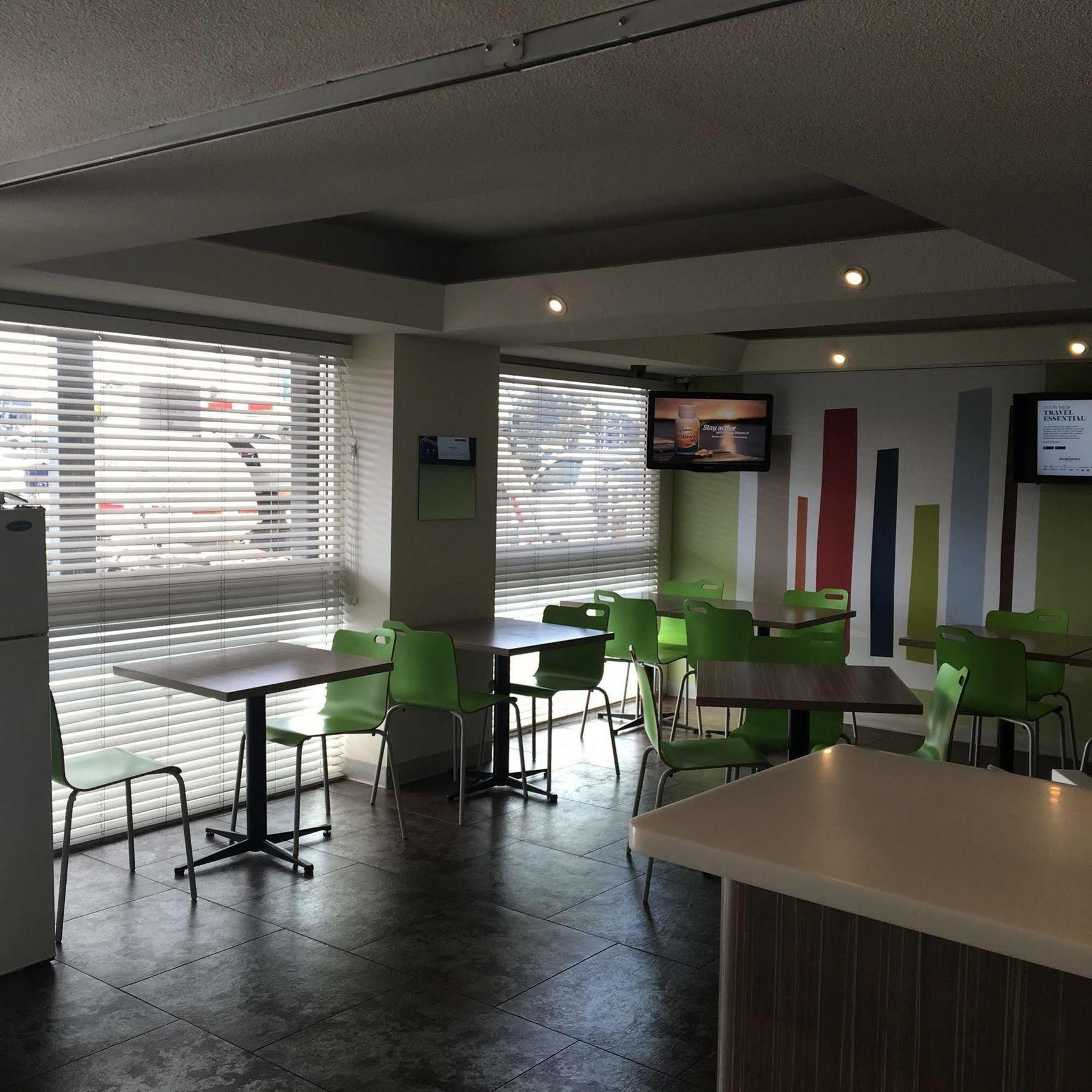 Ibis Budget - Fawkner 3*