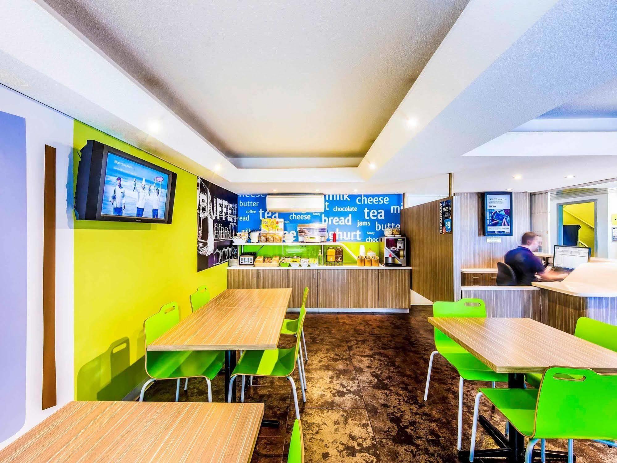 Ibis Budget - Fawkner Hotel 3*