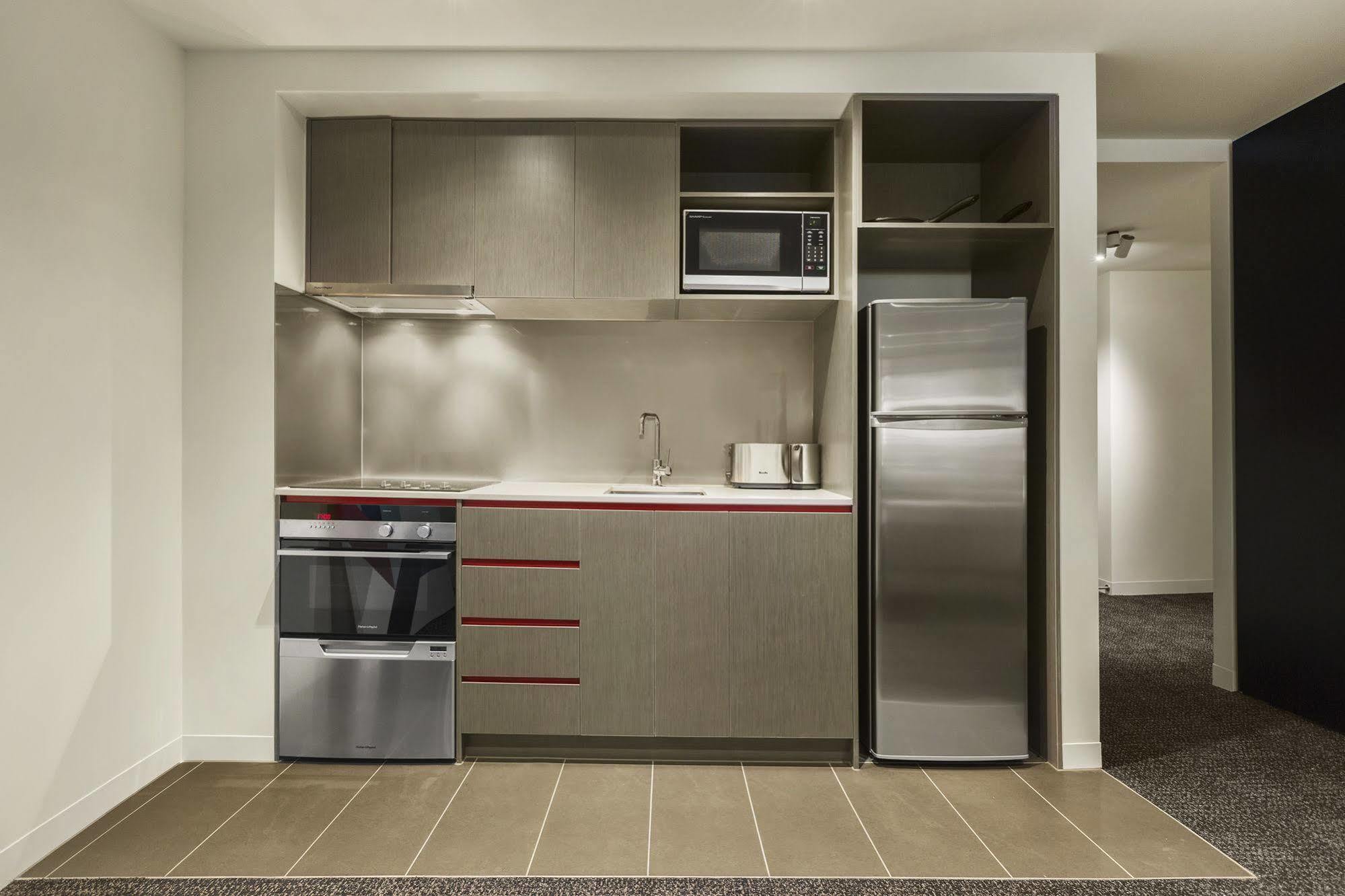 Corporate Living Abbotsford Aparthotel Melbourne