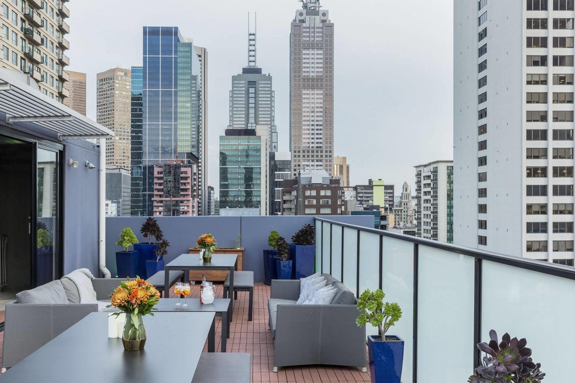 Apartment Fraser Place