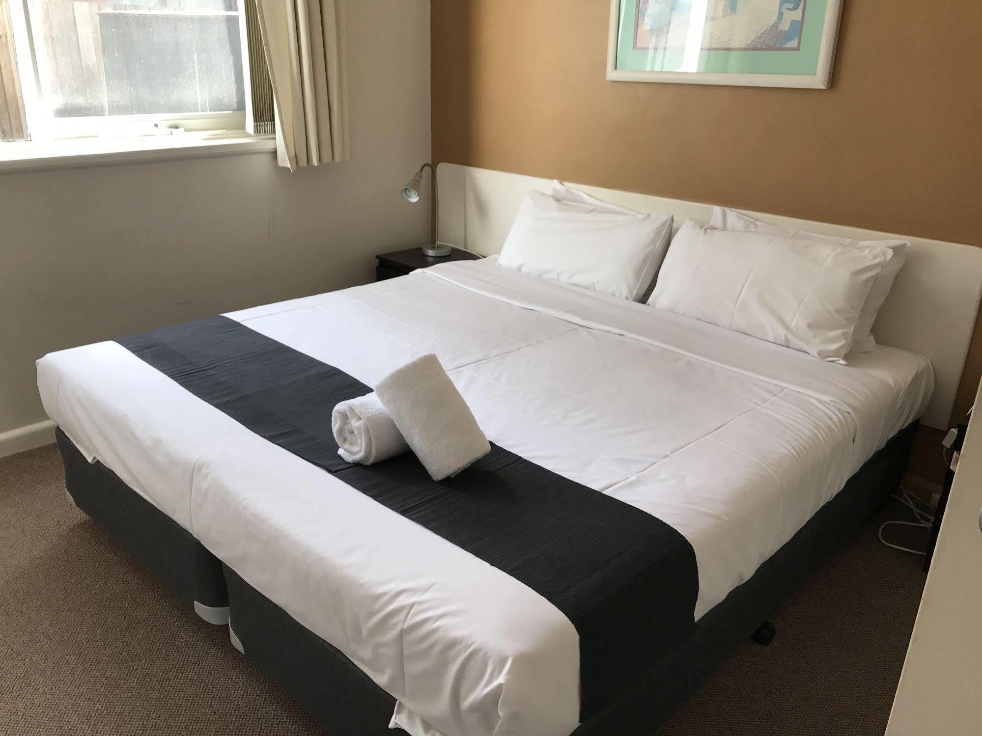 Aparthotel Barkly 3*