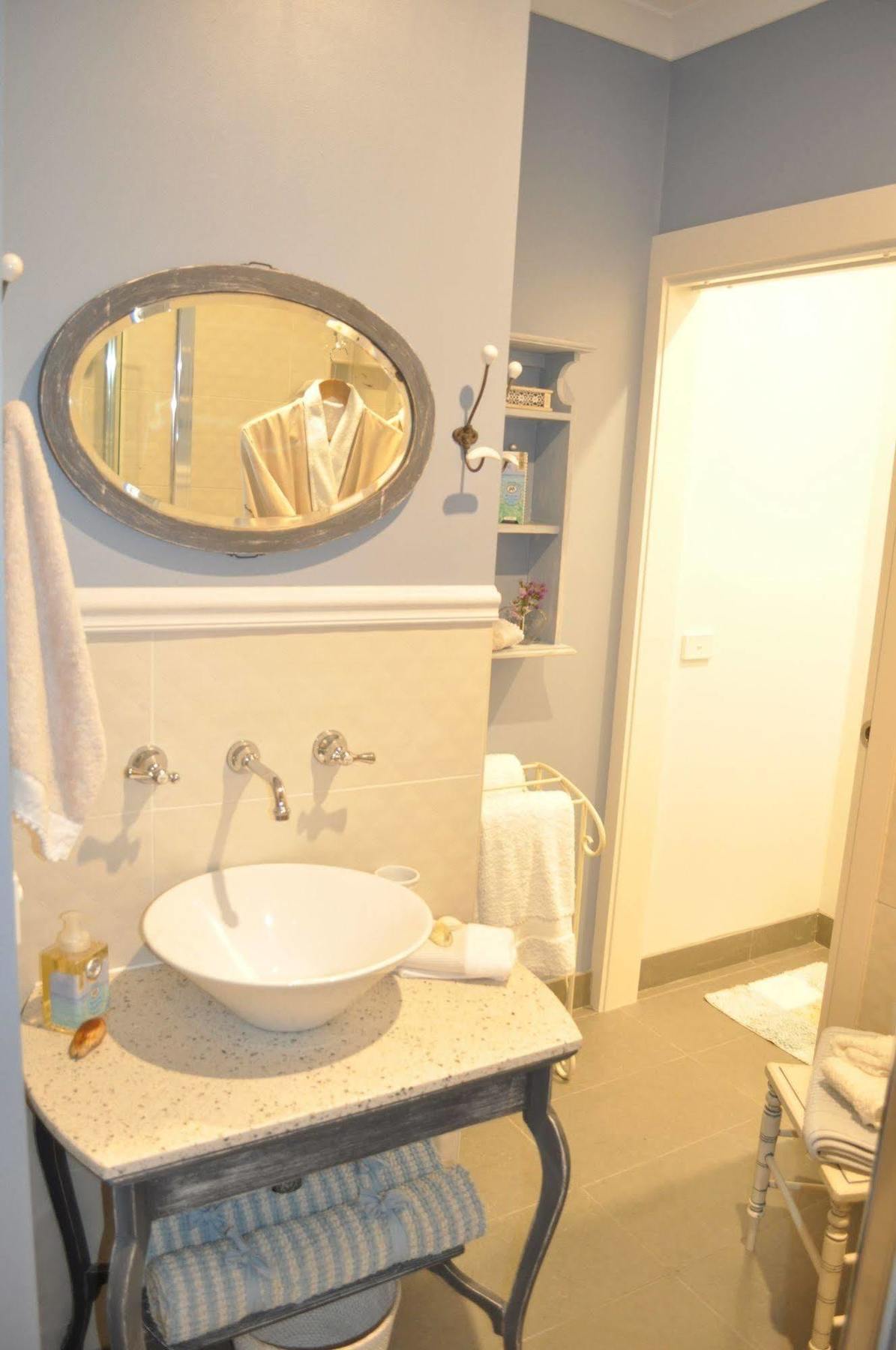 Sailaway House Bed & Breakfast 4*