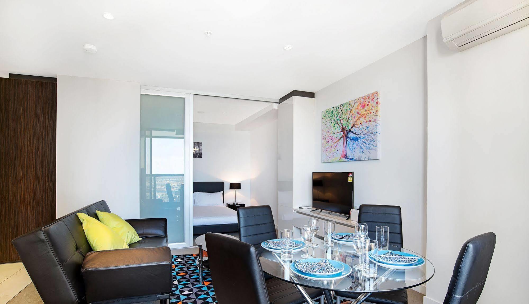 Ifsuites Upper West Side Aparthotel Melbourne