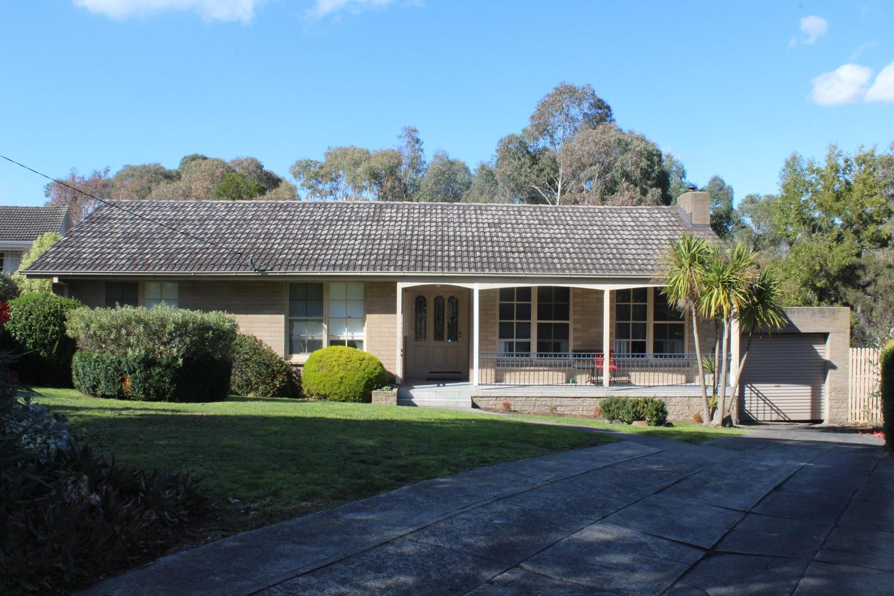 Australian Away @ Doncaster Grange Park Holiday home Melbourne