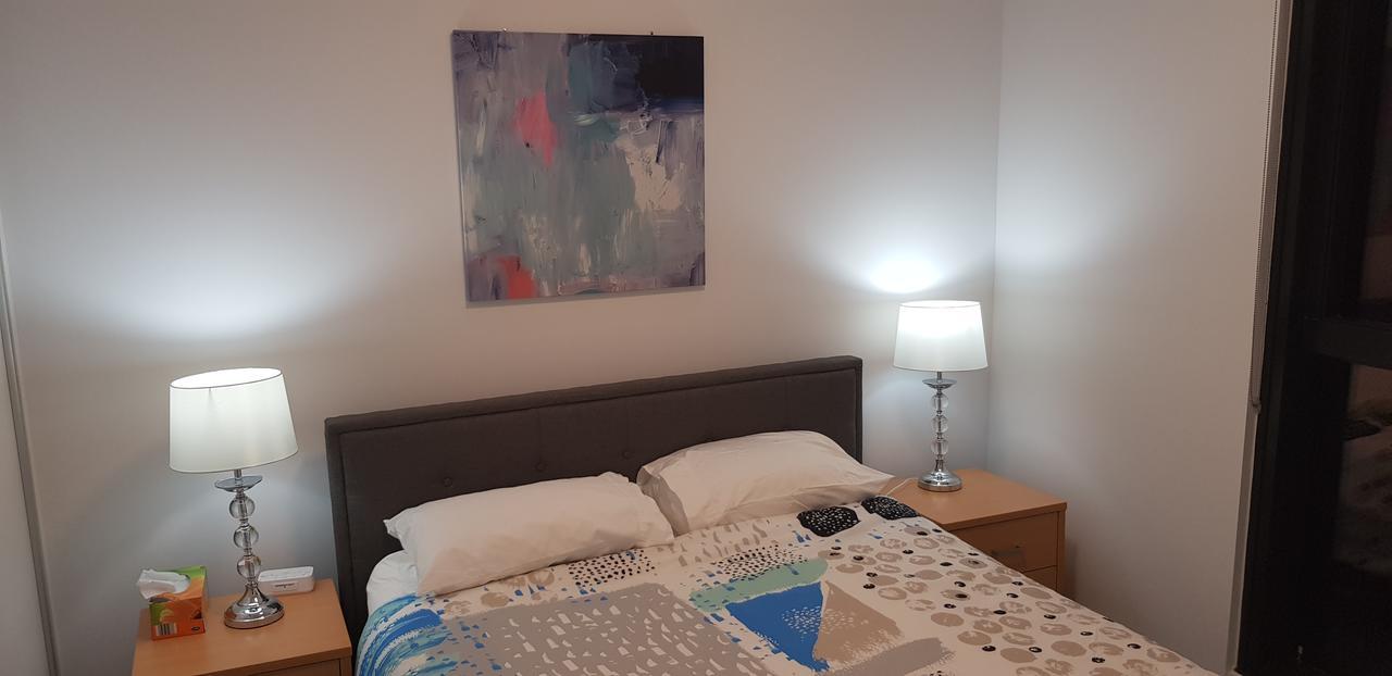 Ivanhoe Apartment