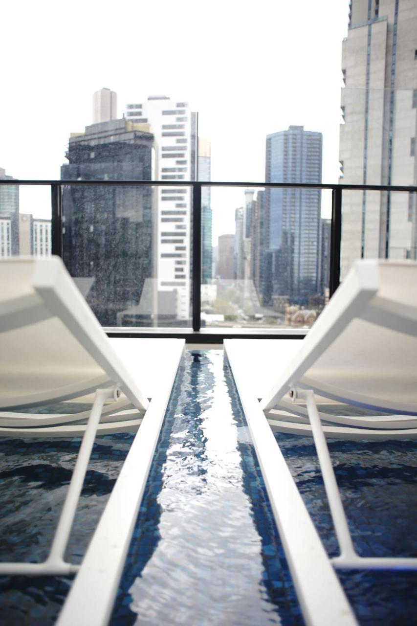 Shadow Play 2bed Ocean View Apartment Melbourne