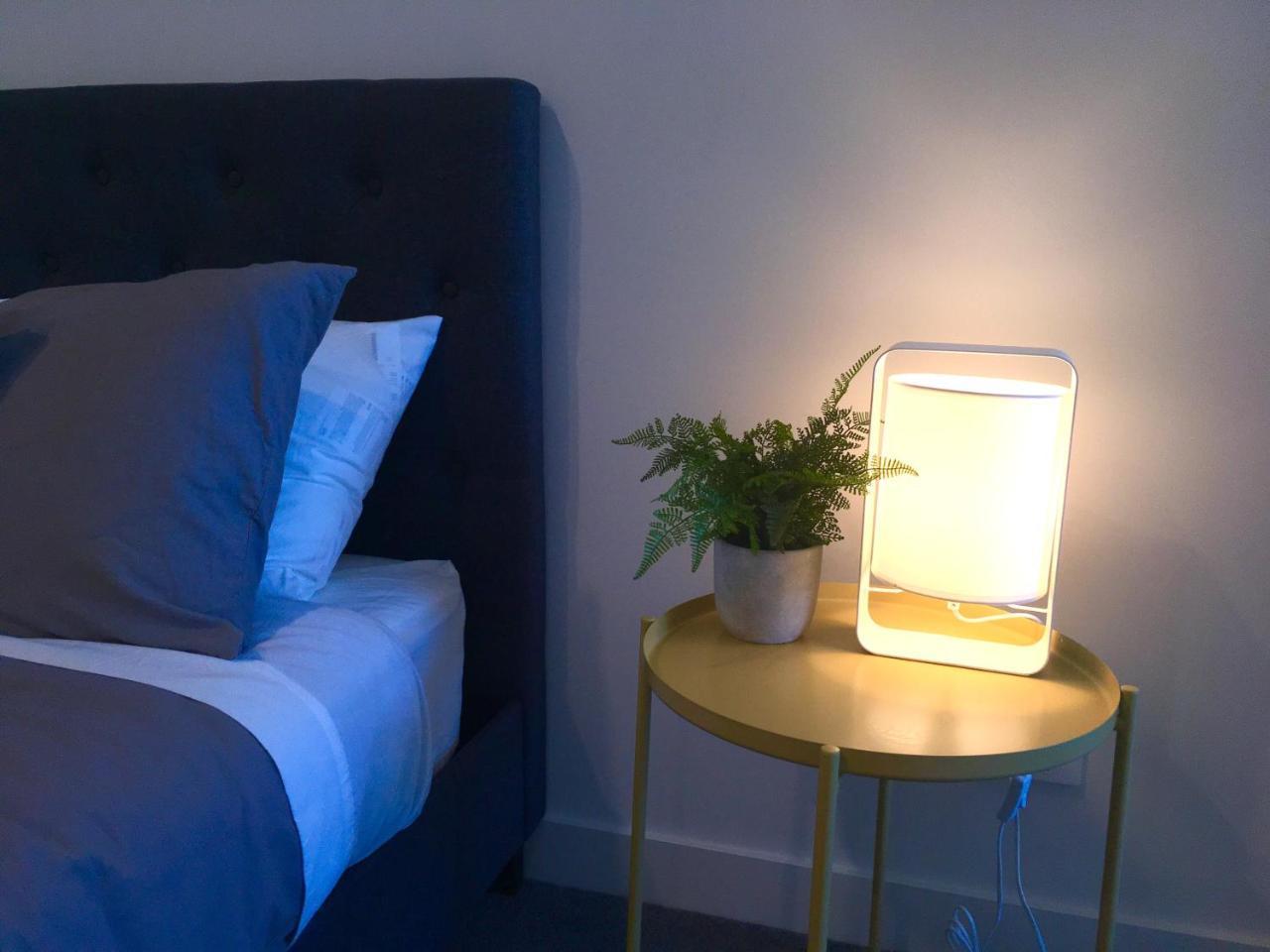 Shadow Play 2bed Ocean View Apartment Melbourne