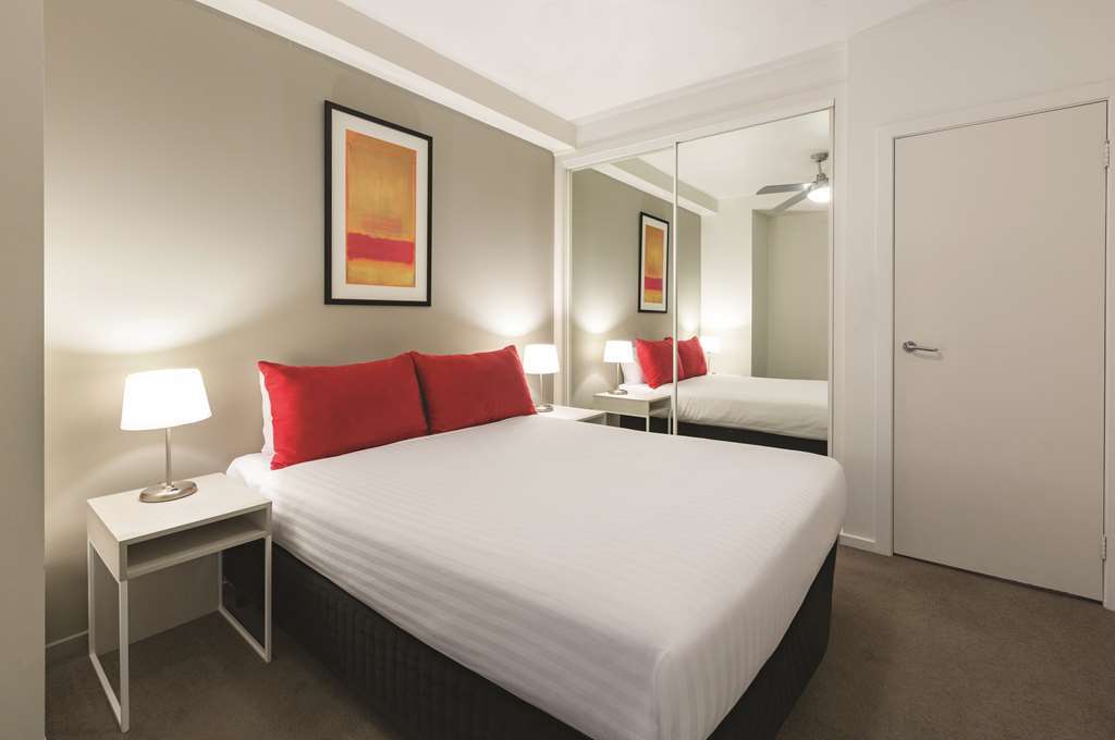 Adina St Kilda Aparthotel
