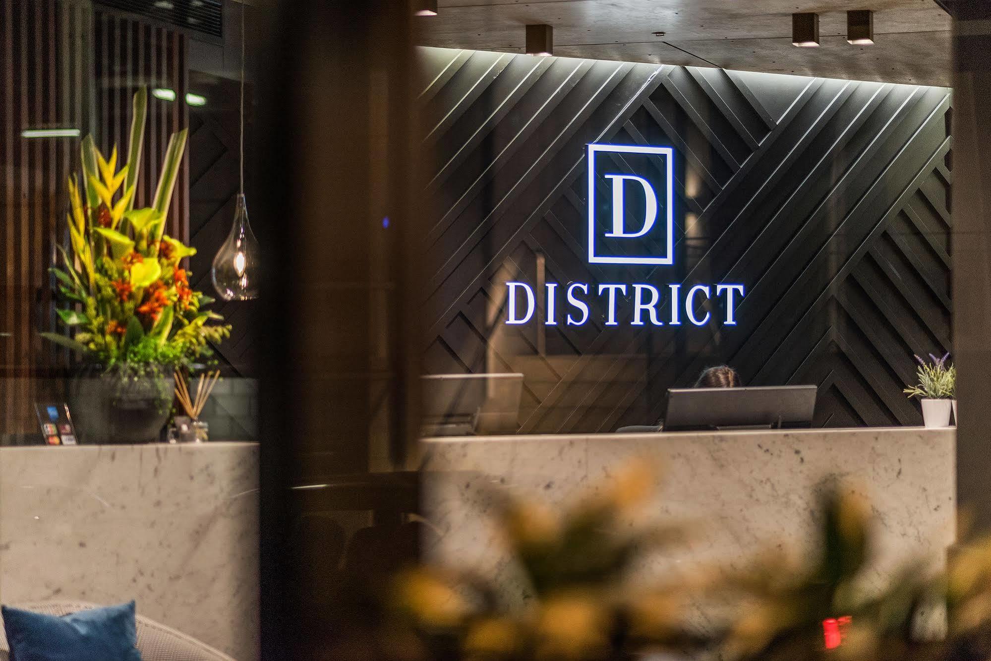 Aparthotel District South Yarra 4*