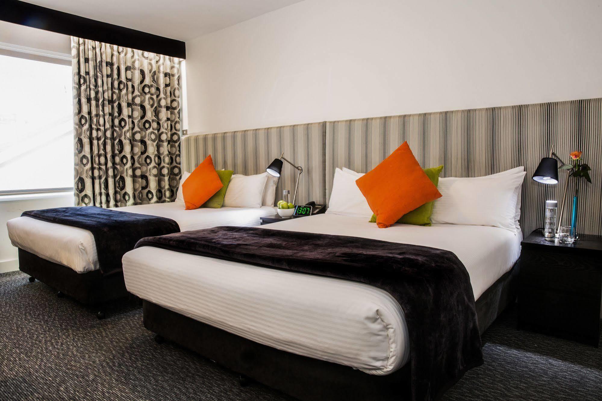 Hotel Comfort East 4*