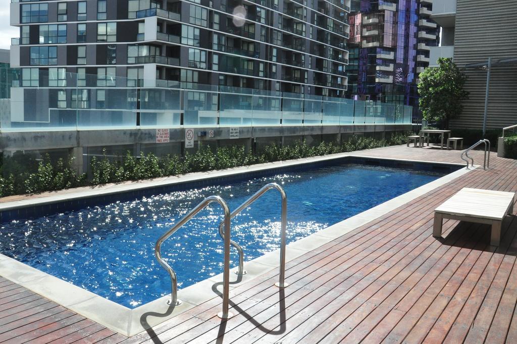 Domain - New Quay Docklands 4*