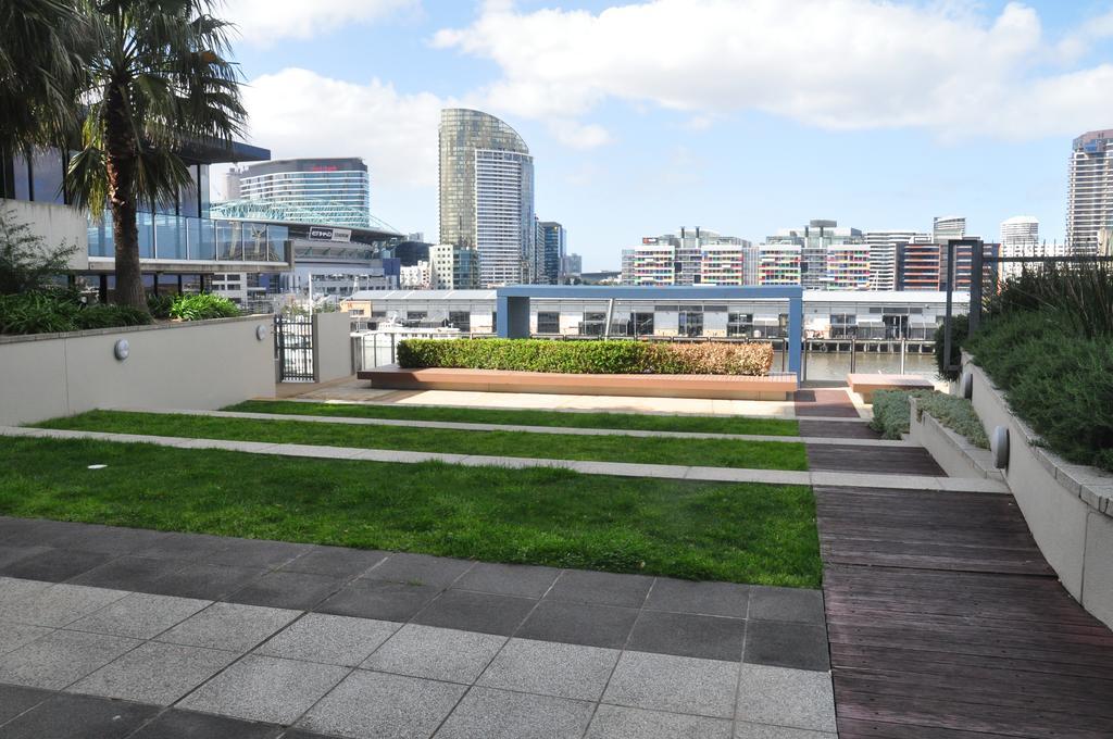 Domain - New Quay Docklands Aparthotel 4*