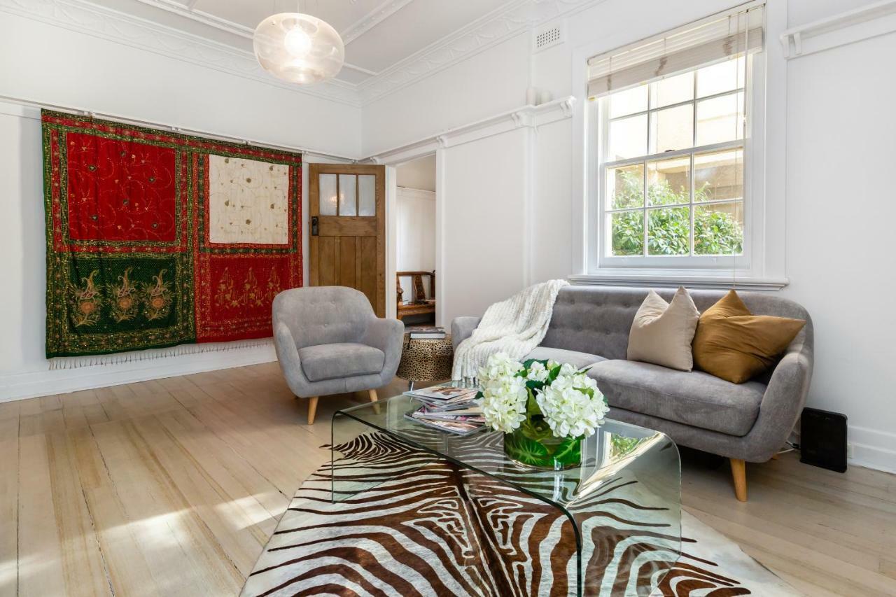 Safira St Kilda Near Albert Park Beach