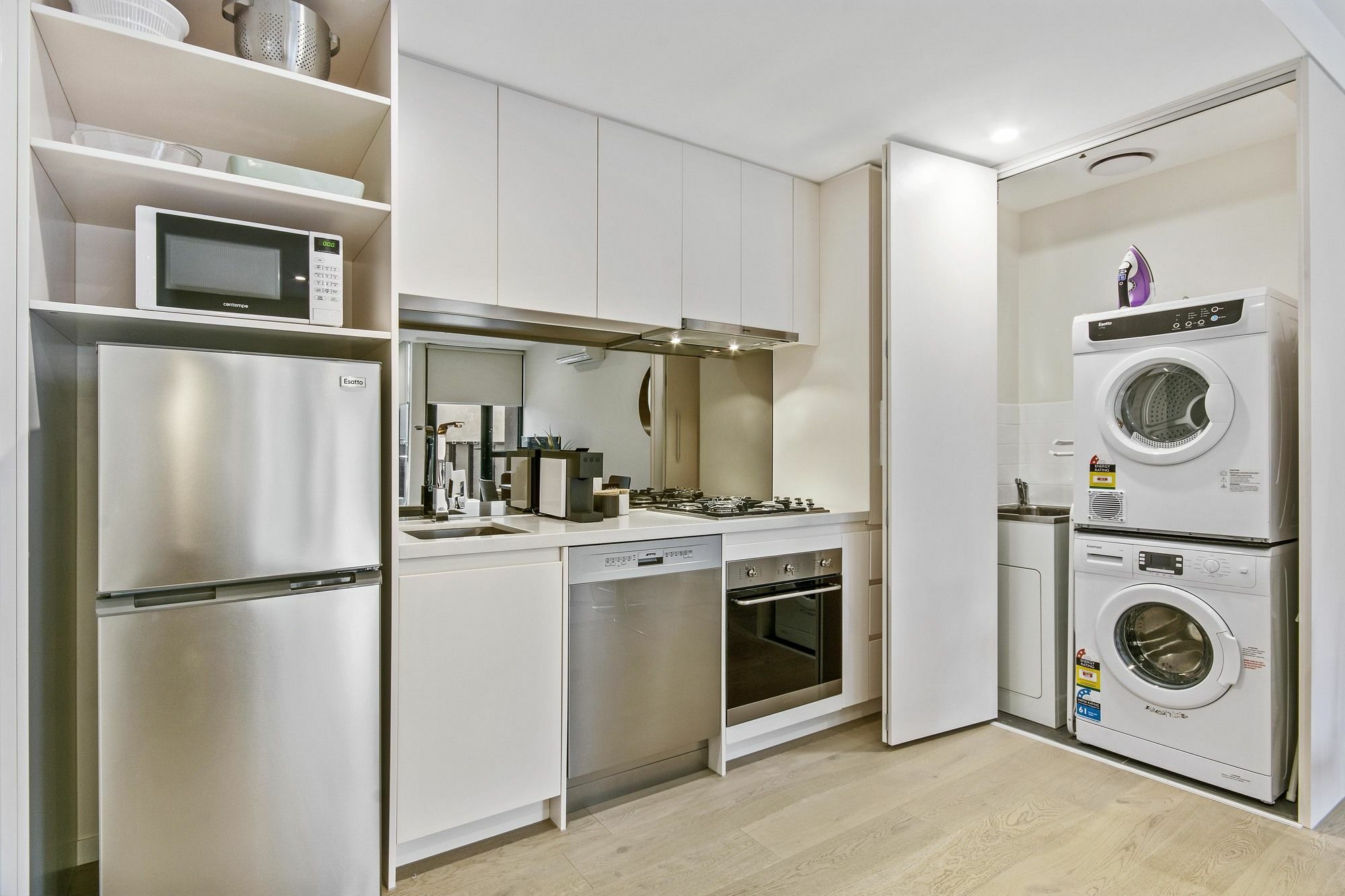 - Teri Aparthotel Melbourne