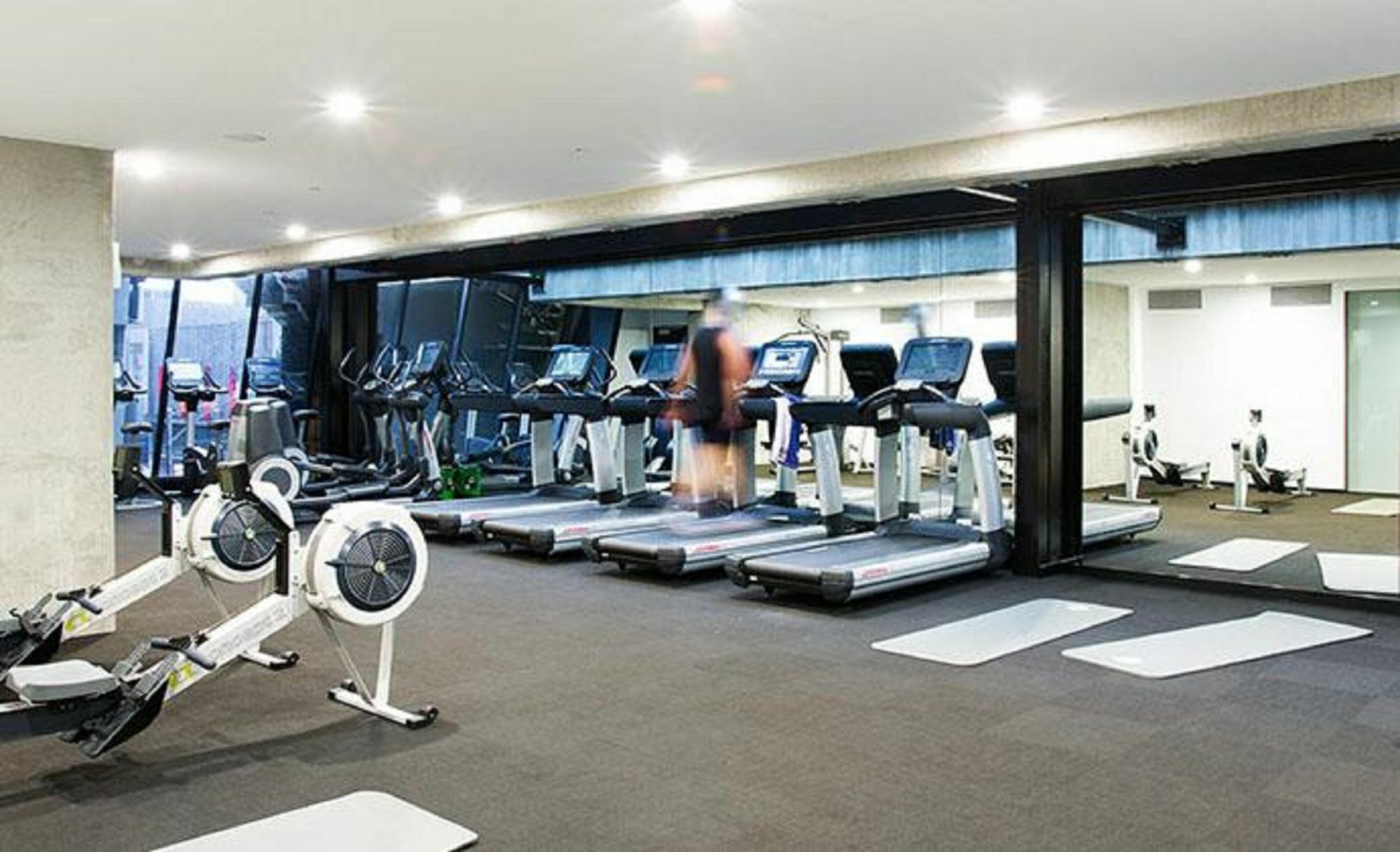 Aparthotel Ifsuites Upper West Side Melbourne