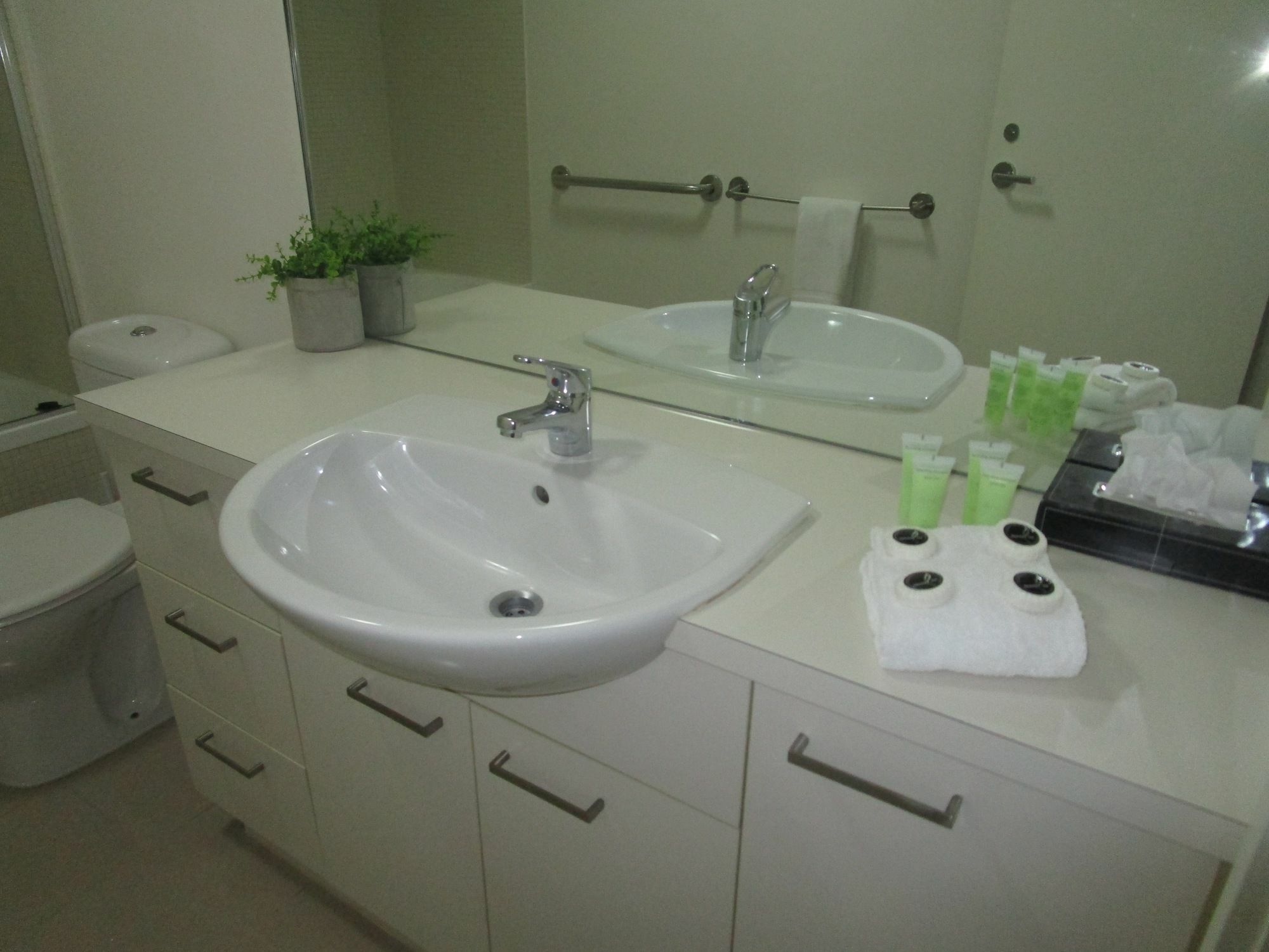 Harbour Escape Apartment