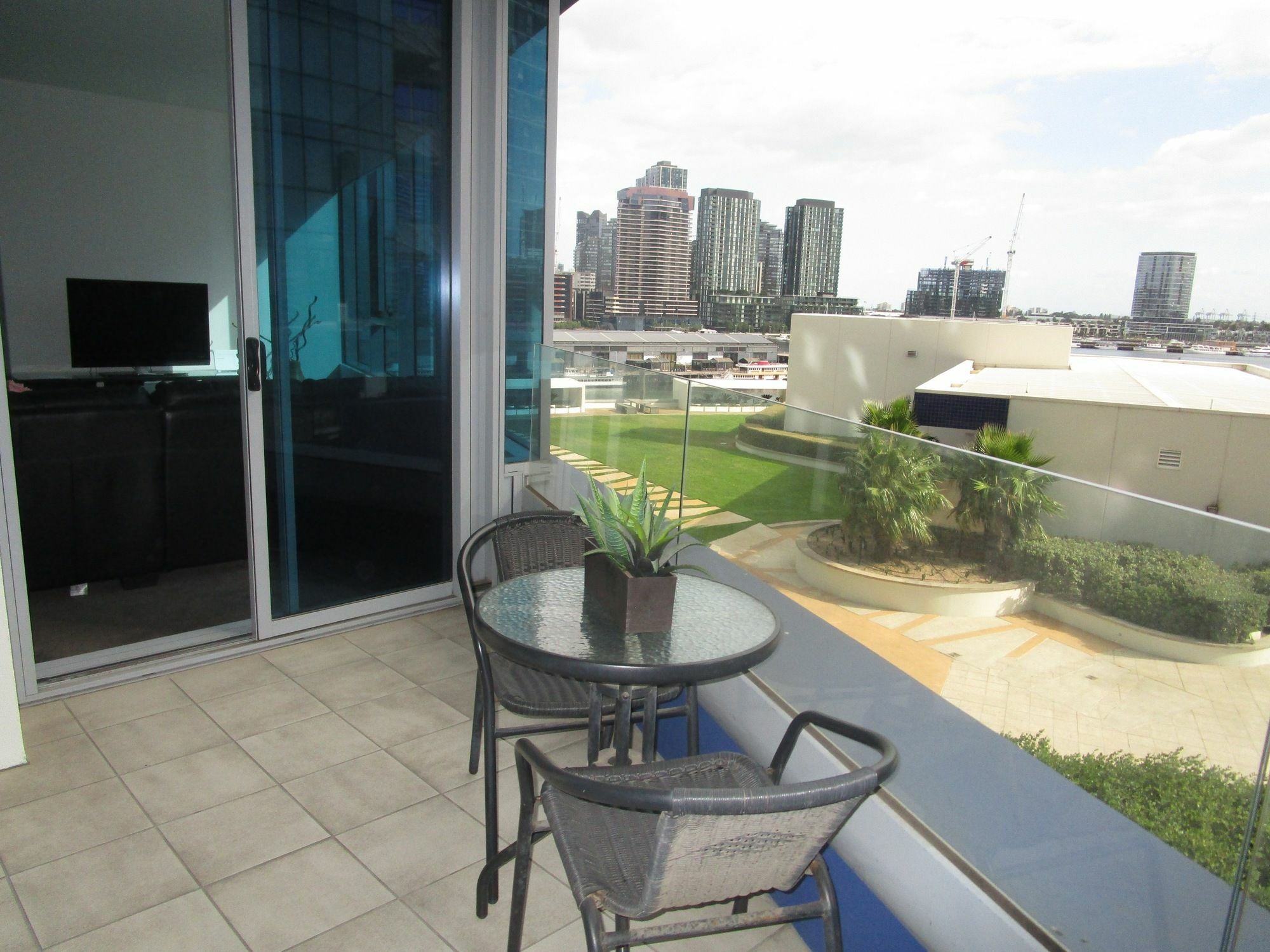 Harbour Escape Apartment *